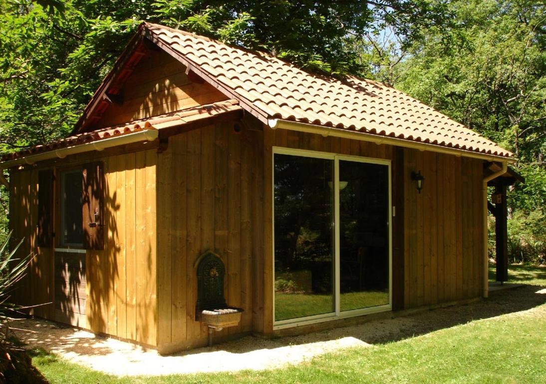 Les Cabanes De Rouffignac Villa Bagian luar foto
